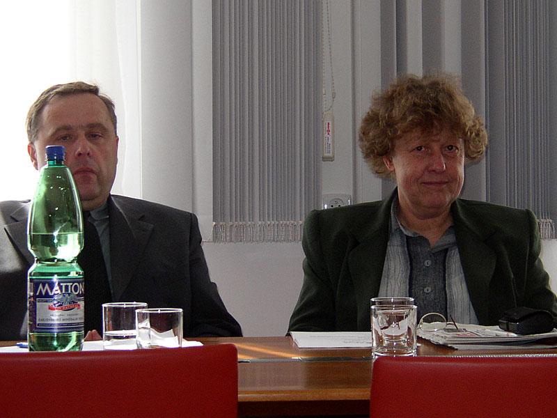 Fotografie z 1. výroční konference AKVŠ ČR, 17. 4. 2003